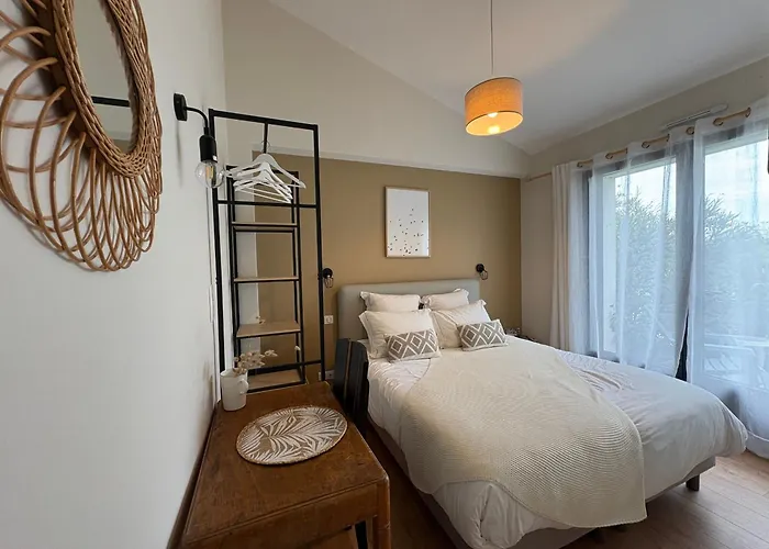 Jungle Avec Terrasse Et Piscine Chauffee Pres De Nantes - Fr-1-306-1304 Порт-Сен-Пьер